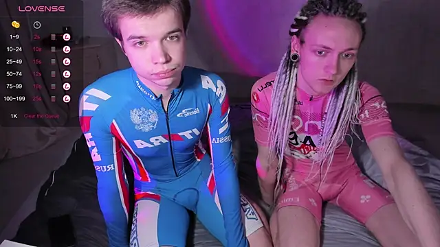 Elliot Winki online show from November 17, 3:46 pm