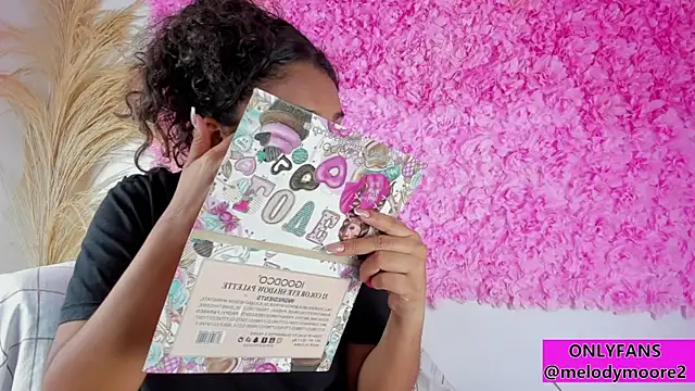 Melodymoore  online show from November 17, 10:54 pm