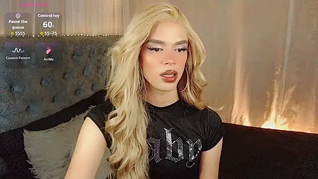 Dalila moan online show from March 11, 10:34 pm