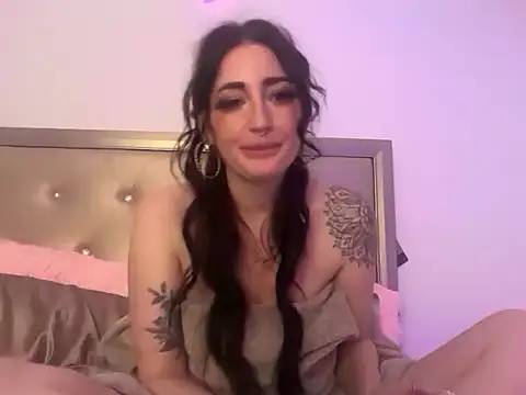 Snapshot of IvyyRosee88 chatting on October 5, 8:52 am IvyyRosee88 online show from October 5, 8:52 am