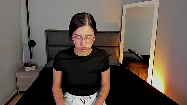 sweet obsession   online show from February 10, 12:30 pm