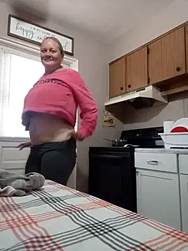 wetnwildforyou online show from November 11, 3:20 pm