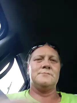 wetnwildforyou online show from October 16, 10:45 pm