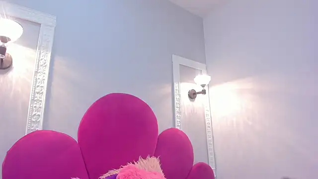 Snapshot of Bonniie_22 chatting on October 6, 1:39 pm Bonniie 22 online show from October 6, 1:39 pm