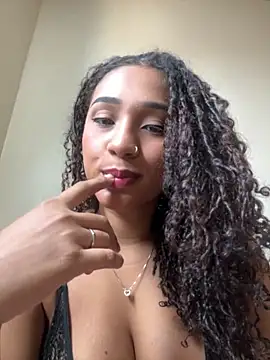 Snapshot of zarinha22 chatting on October 9, 3:49 pm zarinha22 online show from October 9, 3:49 pm