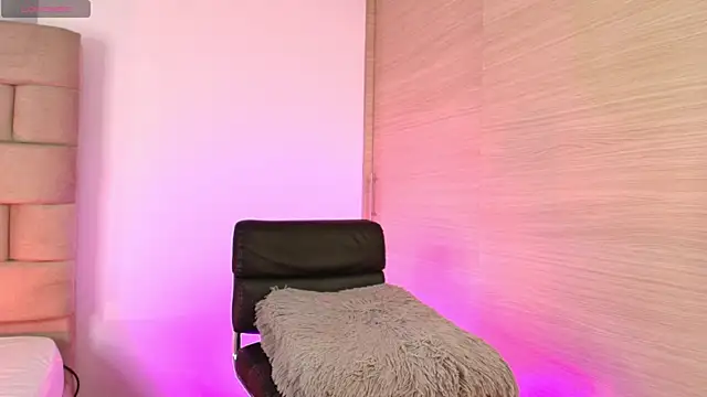 valeria monsalve online show from October 31, 12:34 am