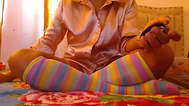 FresitaSquirt24 online show from November 8, 3:39 pm