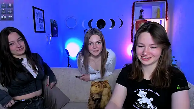 helli belli online show from April 12, 7:49 pm