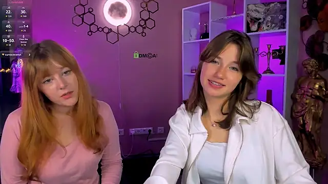 Snapshot of helli_belli chatting on September 15, 11:01 pm helli belli online show from September 15, 11:01 pm