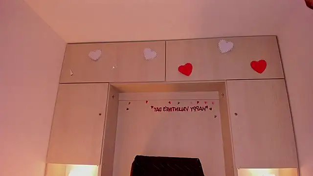 BeverlySteel online show from February 20, 8:31 pm