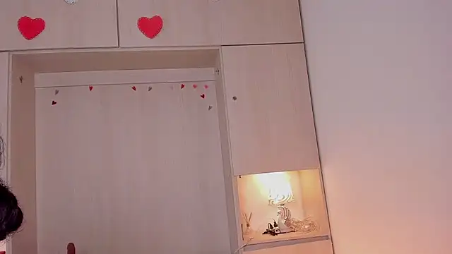 BeverlySteel online show from April 21, 8:05 pm