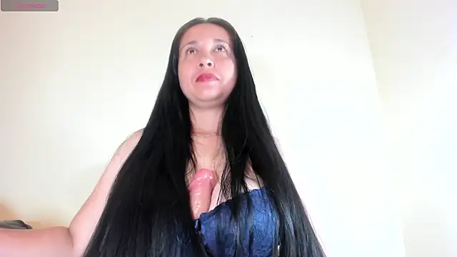 hot-nikol online show from November 10, 5:35 am