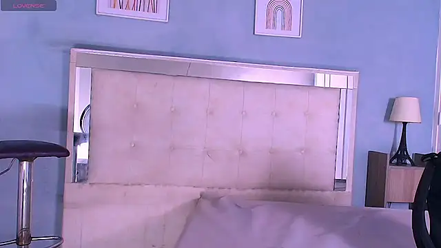 Emily Castillo 1 online show from October 13, 5:54 am