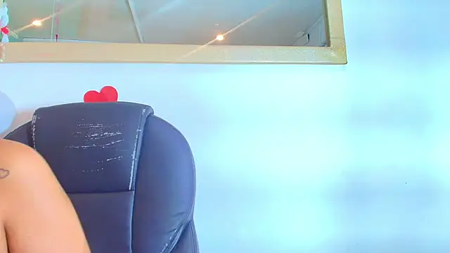 Mia Montess online show from February 19, 12:59 pm