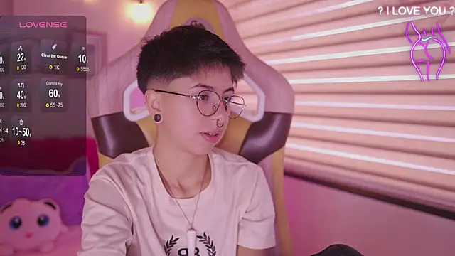 tommy blue online show from March 31, 1:11 pm