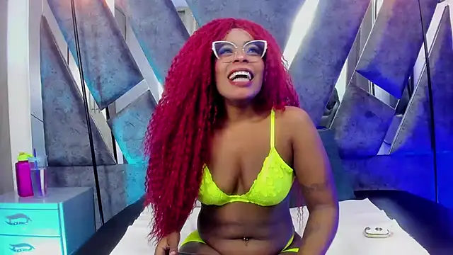 CandyMartinez  online show from November 26, 7:37 pm