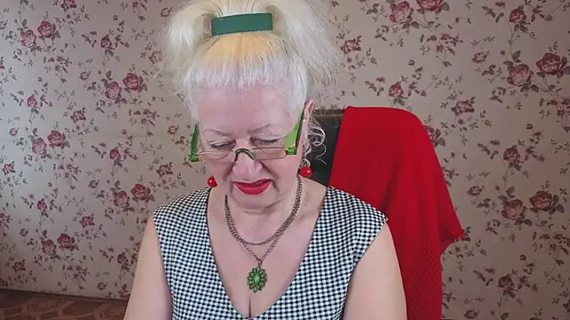 Maya Mayflower online show from October 9, 4:16 am