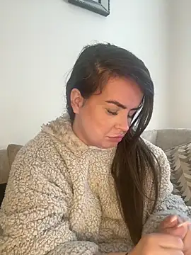 Sophie 23XX online show from February 8, 10:30 am