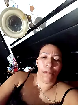 Snapshot of Antonela45 chatting on September 25, 12:21 am Antonela45 online show from September 25, 12:21 am