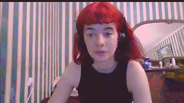 Snapshot of _Amber_Doll_ chatting on October 22, 12:04 am Amber Doll online show from October 22, 12:04 am