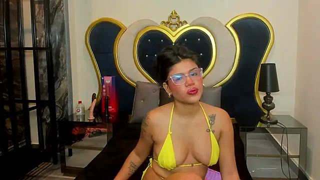 NovaMichel online show from November 3, 11:25 am