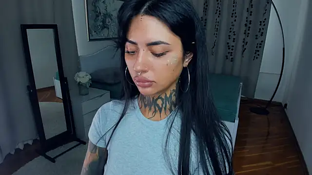 CharimgSabrina online show from September 27, 6:53 am