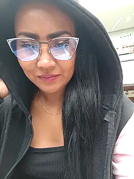 Ariana Rodriguez online show from January 31, 7:11 pm