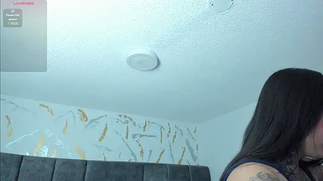 Cristal Velle online show from April 13, 12:50 pm