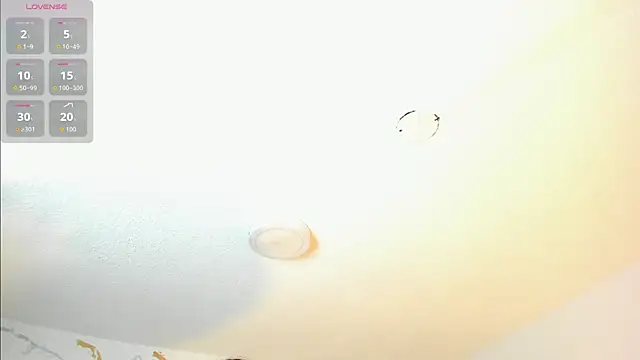 Cristal Velle online show from April 8, 12:51 pm