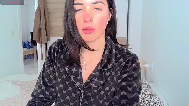 neferutt online show from March 6, 2:56 pm