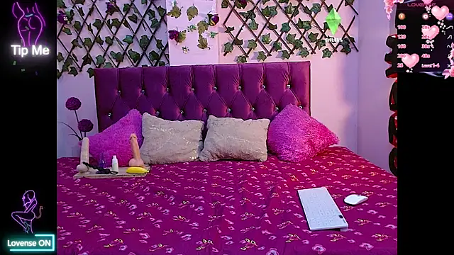 Anny  cute online show from March 2, 7:31 pm