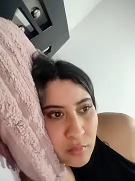 mialorents online show from November 23, 6:53 pm