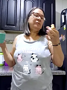 victoria wayne online show from November 28, 10:29 am