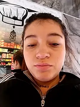 Karina Leon online show from November 29, 8:13 pm