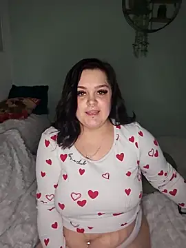 Saucy-Serenity online show from February 14, 9:28 pm