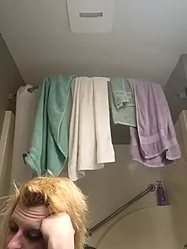 KITTYBOOBOOFUXX online show from February 17, 9:30 am