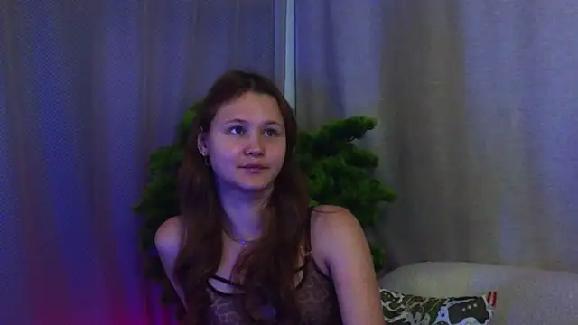 AmeliRoyse online show from December 19, 5:38 pm