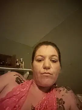 sexytattedbabe online show from December 17, 10:41 am