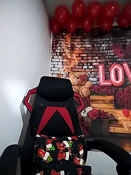 esmeralda jadees online show from February 21, 10:21 pm