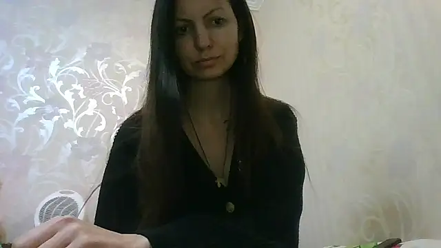 AliseWats online show from January 8, 8:02 pm