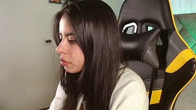 Bear-Mel online show from November 11, 8:50 pm