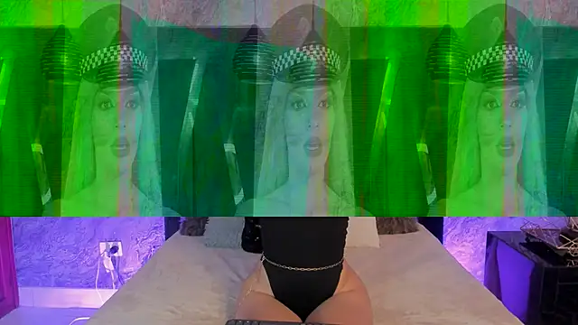 Snapshot of Samantha-Harpper chatting on October 9, 3:54 am Samantha-Harpper online show from October 9, 3:54 am