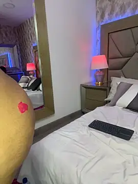 AlesiaCooper online show from September 28, 10:04 pm