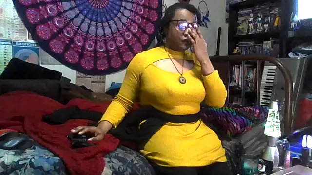 GardeniaFields online show from November 23, 7:00 am