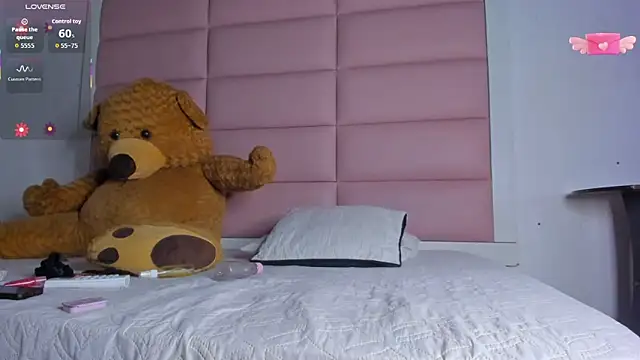 viioletta 18 online show from November 13, 12:48 pm