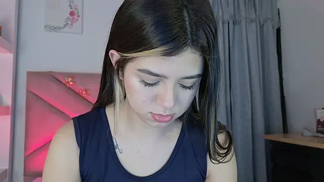 Snapshot of eva_sin18 chatting on October 2, 11:54 pm eva sin18 online show from October 2, 11:54 pm