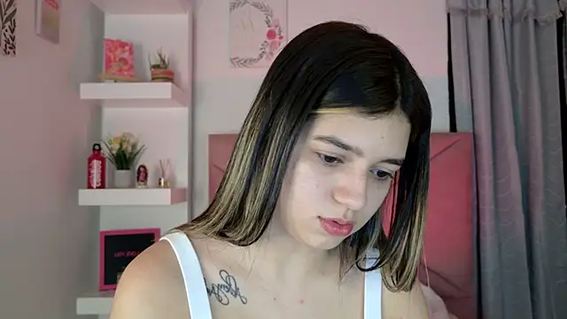 Snapshot of eva_sin18 chatting on October 9, 11:09 pm eva sin18 online show from October 9, 11:09 pm