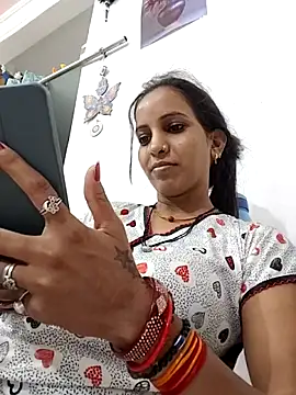 Hotty-Nidhi online show from June 12, 3:47 am