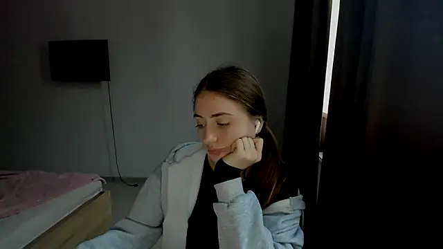 LilyHaart online show from October 24, 12:34 pm