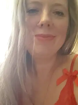 Irina3718 online show from October 6, 1:50 pm